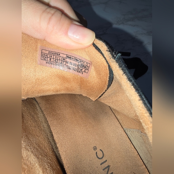 Women's Vionic Shawna High Top Black Leather Boots Sz 10 - Picture 6 of 7